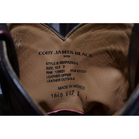 Cody James Black Boots Mens 10.5 cherry black Leather Western Pull On Round Toe - Picture 11 of 12
